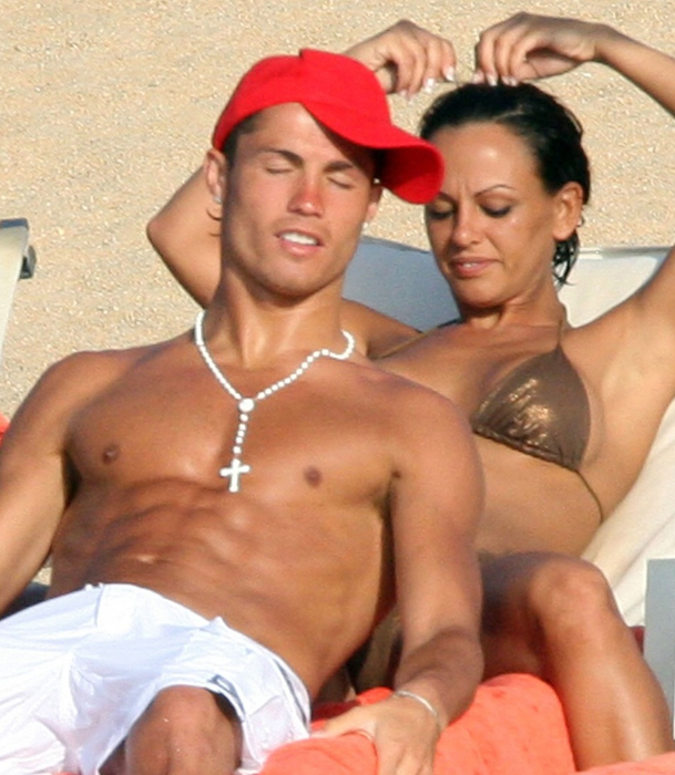 cristiano ronaldo girlfriend. Cristiano Ronaldo pictures 1