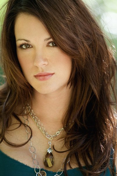 Danneel Ackles Biography