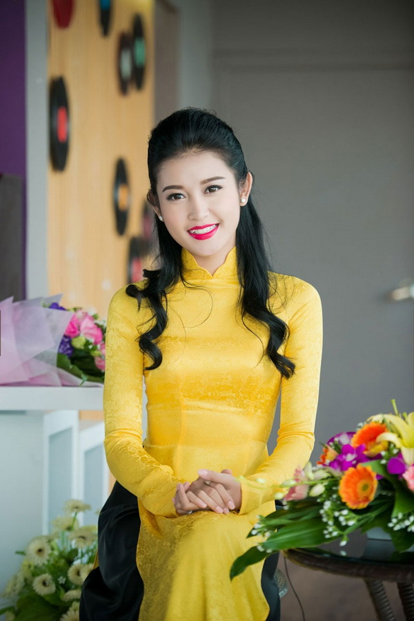 Á hậu Nguyễn Trần Huyền My