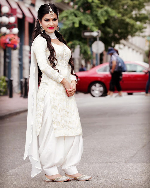 Kaur B Beautiful Images in White Punjabi Suit 