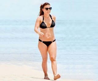    coleen rooney wayne rooney coleen rooney and wayne rooney wedding coleen rooney and wayne rooney baby coleen rooney and wayne rooney 2015 coleen rooney and wayne rooney coleen rooney and wayne rooney wedding coleen rooney and wayne rooney baby coleen rooney and wayne rooney 2015 coleen rooney and wayne rooney baby coleen wayne rooney back together coleen rooney wayne rooney jersey coleen rooney wayne rooney mara wayne rooney cheated on coleen coleen rooney wayne rooney net coleen rooney wayne rooney quotes coleen rooney wayne rooney twitter coleen rooney and wayne rooney wedding coleen rooney wayne rooney xanadu coleen rooney wayne rooney xtasis coleen rooney wayne rooney zimbio coleen rooney wayne rooney zarobki coleen rooney and wayne rooney 2015 coleen rooney wayne rooney 300k coleen rooney wayne rooney 400m,           Coleen Rooney, the wife of former England football captain, Wayne Rooney, has spoken for the first time about her husband's arrest, back in September, for drunk driving in a car with party girl Laura Simpson. In an honest and rather lengthy Facebook post, Coleen writes: "Yes, I have put my wedding ring on. It didn't feel right wearing my ring. I see it as a sign of commitment and I was unsure what was happening." इंग्लैंड के पूर्व फुटबॉल कप्तान वेन रूनी की पत्नी कोलिन रूनी का नाम लॉरा सिम्पसन के साथ लड़की चलाने के लिए सितंबर में वापस अपने पति की गिरफ्तारी के रिकॉर्ड है। एक ईमानदार और लंबी लम्बे फेसबुक पोस्ट में, कोलीन लिखते हैं: "हां, मैंने अपनी शादी की अंगूठी डाल दी है।" मैं अपनी अंगूठी पहनने में ठीक नहीं महसूस कर रहा था। The pregnant mum-of-three went on to say that though her footballer husband has been selfish, he's a brilliant dad: "I'm not going to list Wayne's good qualities as I don't think he deserves it now but he's a brilliant dad. He's made silly and selfish mistakes. Maybe that will change?" गर्भवती मां ने कहा कि हालांकि उसके फुटबॉलर का स्वार्थी स्वार्थी हो गया है, वह एक शानदार पिता है: "मैं सूची में नहीं जा रहा हूं" वेन के अच्छे गुण हैं क्योंकि मुझे नहीं लगता कि वह अब उसे हकदार है लेकिन वह शानदार है पिताजी "वह मूर्ख और स्वार्थी गलतियों से बना है।" शायद यह बदल जाएगा? " She concluded, saying she's keen to make her marriage work: "Do I love Wayne... yes. If I didn't then I wouldn't be trying to make it work. I know I'd be fine on my own, with just me and my children, but I don't want to live like that, I want to try and continue our marriage and live as a family वह निष्कर्ष निकाला, कह रही है कि वह अपने विवाह का काम करने के लिए उत्सुक है: "क्या मैं वेन को प्यार करता हूँ ... हाँ।" अगर मैंने ऐसा नहीं किया तो मैं इसे काम करने की कोशिश नहीं करूँगा सिर्फ मुझे और मेरे बच्चों के साथ, लेकिन मैं अपनी शादी को जारी रखने और एक परिवार के रूप में रहने की कोशिश करना चाहता हूं। "