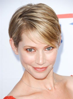 short hairstyles for fine hair in women over 50