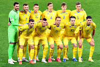 SELECCIÓN DE UCRANIA. Temporada 2020-21. Georgi Buhschan, Yarmolenko, Vitaliy Mykolenko, Illia Zabarnyi, Eduard Sobol, Serhiy Sydorchuk. Karavayev, Zubkov, Makarenko, Mykola Shaparenko, Roman Yaremchuk. SELECCIÓN DE UCRANIA 1 SELECCIÓN DE ESPAÑA 0. 13/10/2020. Liga de Naciones de la UEFA, fase de grupos, Liga A, grupo 4, 4ª jornada. Kiev, Ucrania, estadio Olímpico.