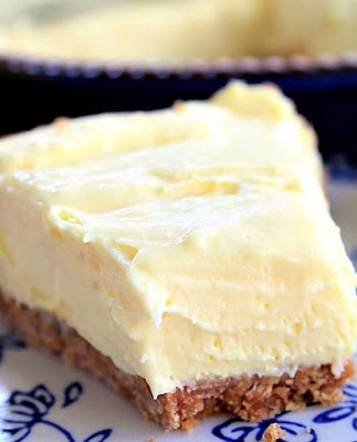 CREAM CHEESE LEMONADE PIE