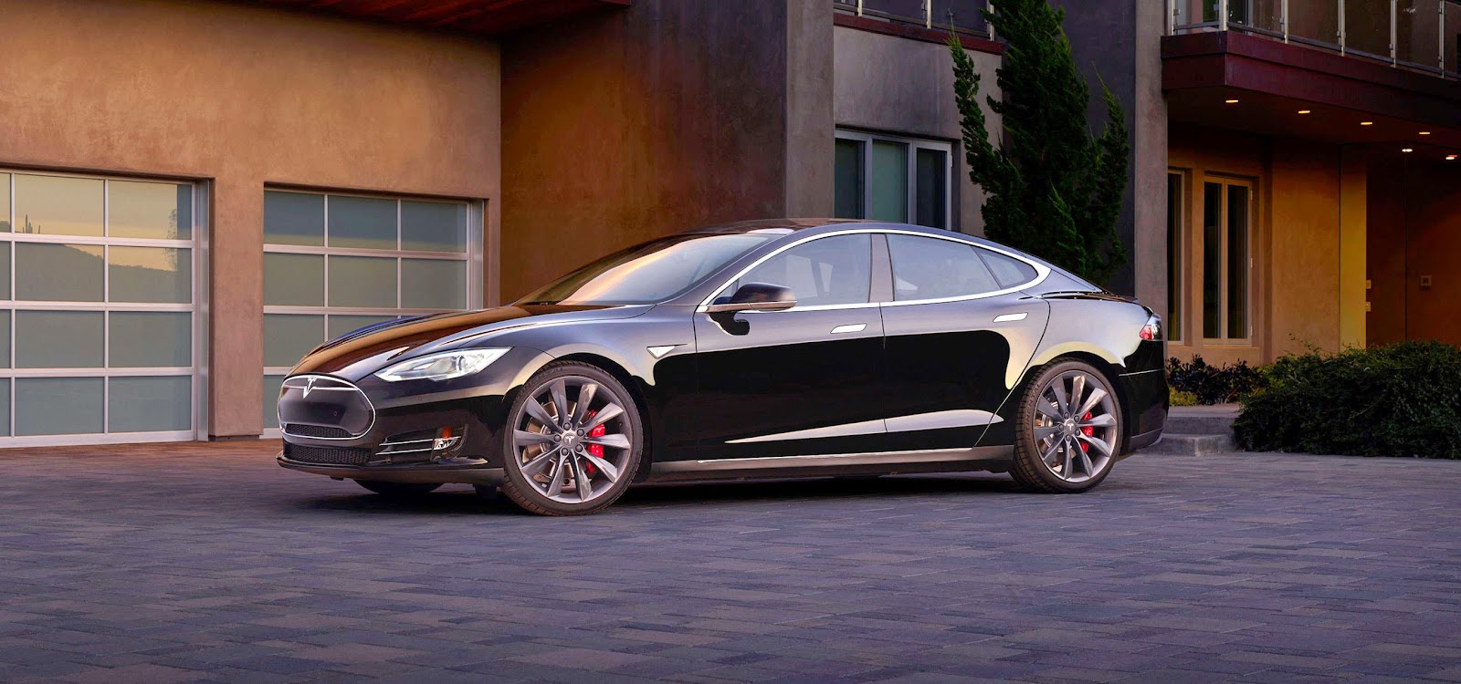 http://www.teslamotors.com/