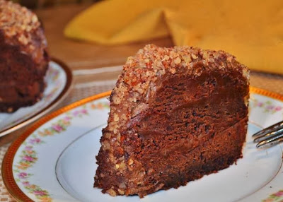 Bolo de Alfarroba com Nozes (vegana)