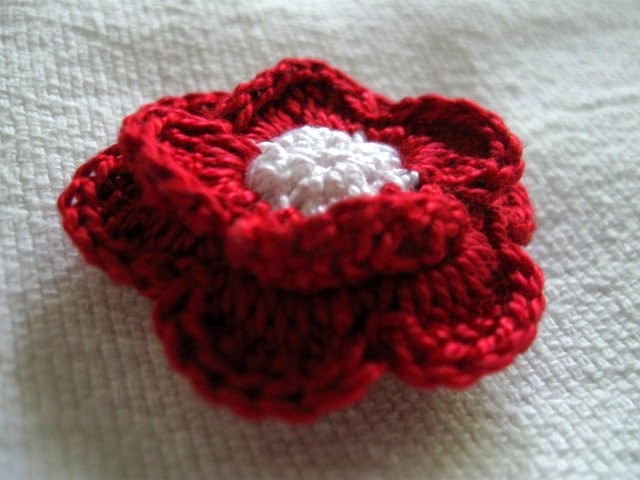 https://www.etsy.com/listing/195449010/clutch-back-flower-pin-112-inch-crochet?ref=shop_home_active_4