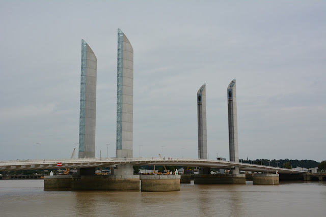 Bordeaux bridge