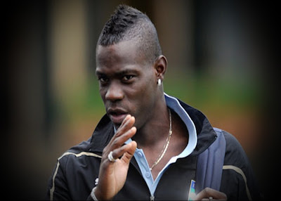 Balotelli, known for his colorful remarks and extraordinary deeds, unflatteringly favoured address of FC Barcelona