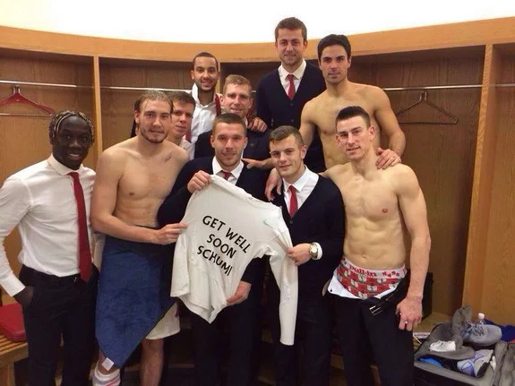 Lukas Podolski & Arsenal teammates send best wishes to Michael Schumacher