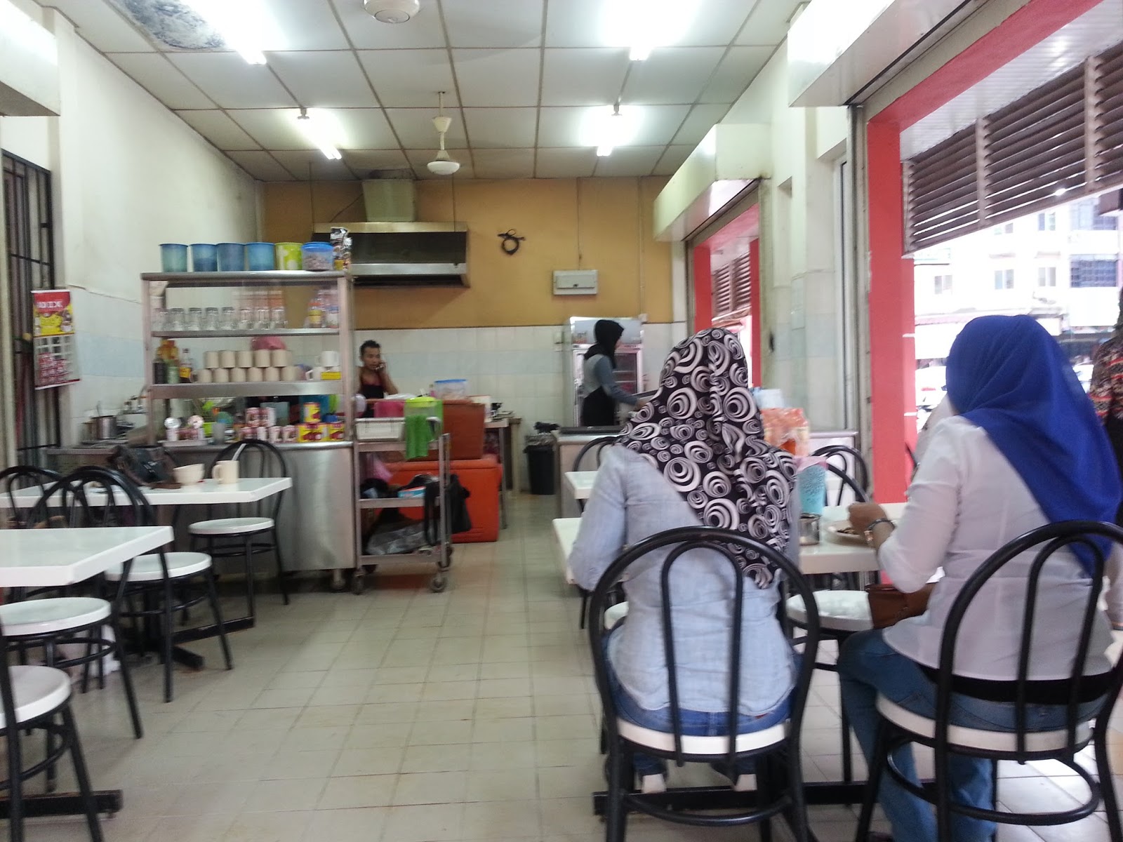 Diari Si Ketam Batu: NaSi LeMaK aYaM GoDaM @ PeKaN GeRiK 