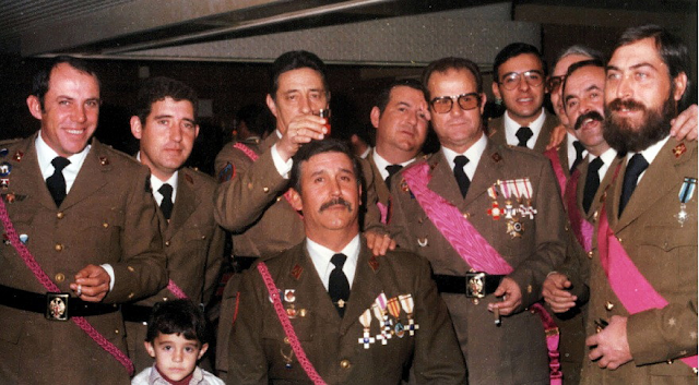 Grupo de oficiales en la festividad de la Inmaculada Concepción de 1982