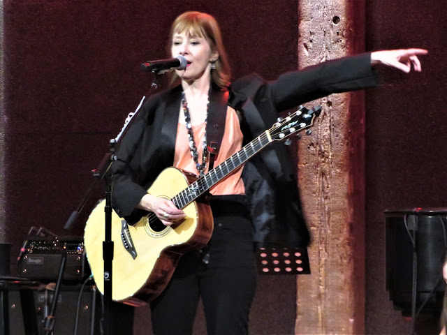 Suzanne Vega at City Winery NYC