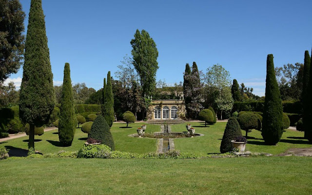 Legendary Mansion On The French Riviera With Neo-Palladian Style Architecture