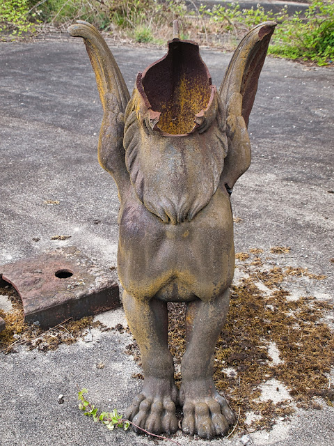 jiemve, le temps d'une pose, château, Pomponne, fontaine, statue, griffon