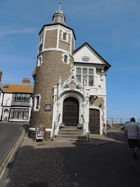 Camilla Jane || Travel to Lyme Regis