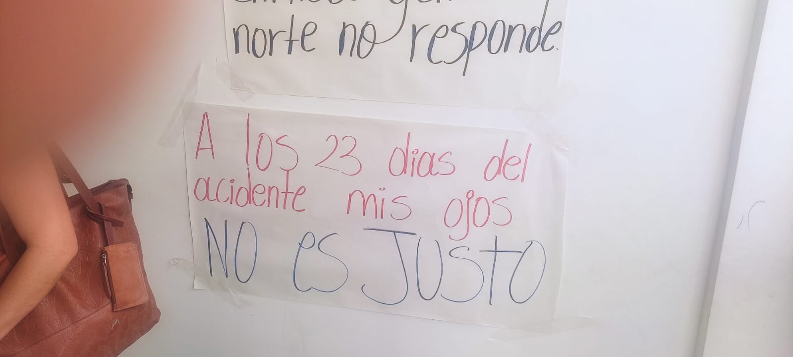 https://www.notasrosas.com/Docentes agremiados en Asodegua se toman la sede de la Clínica General del Norte, en Riohacha