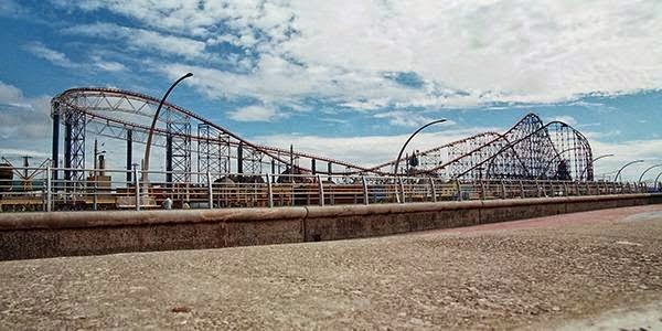 Pantai Terindah Yang Harus Dihindari