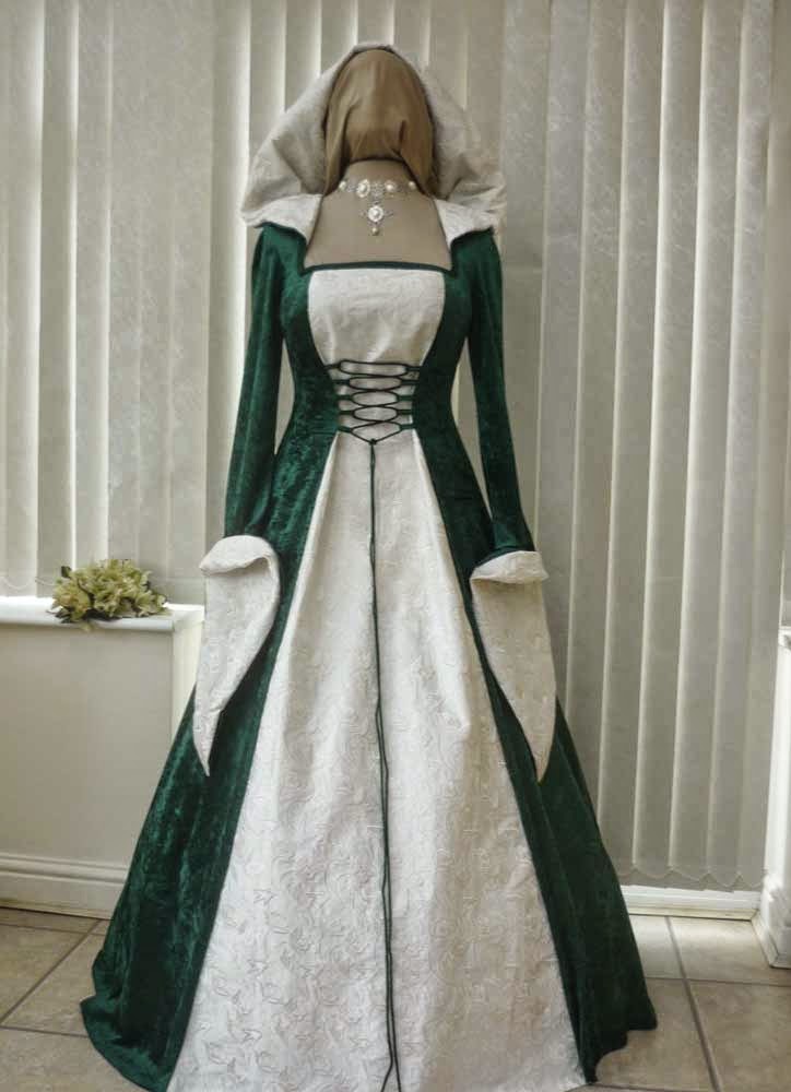 Traditional Green Celtic Wedding  Dresses  Design