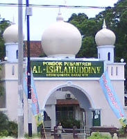 MENYAMBUT TAHUN BARU ISLAM 1431H DI PONDOK PESANTREN AL-ISHLAHUDDINY KEDIRI