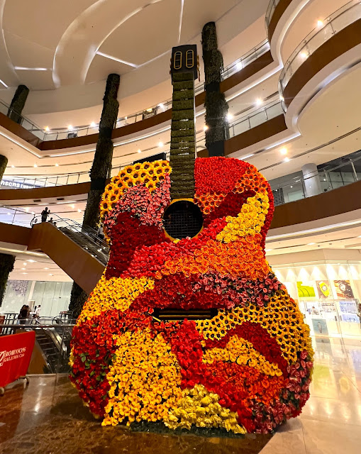 Iconic Guitar in Cebu inside Robinsons Galleria Cebu