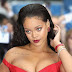 Fotos: Rihanna deslumbra en Coachella con vestido transparente
