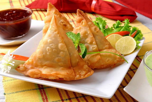 Camilan Kue Samosa