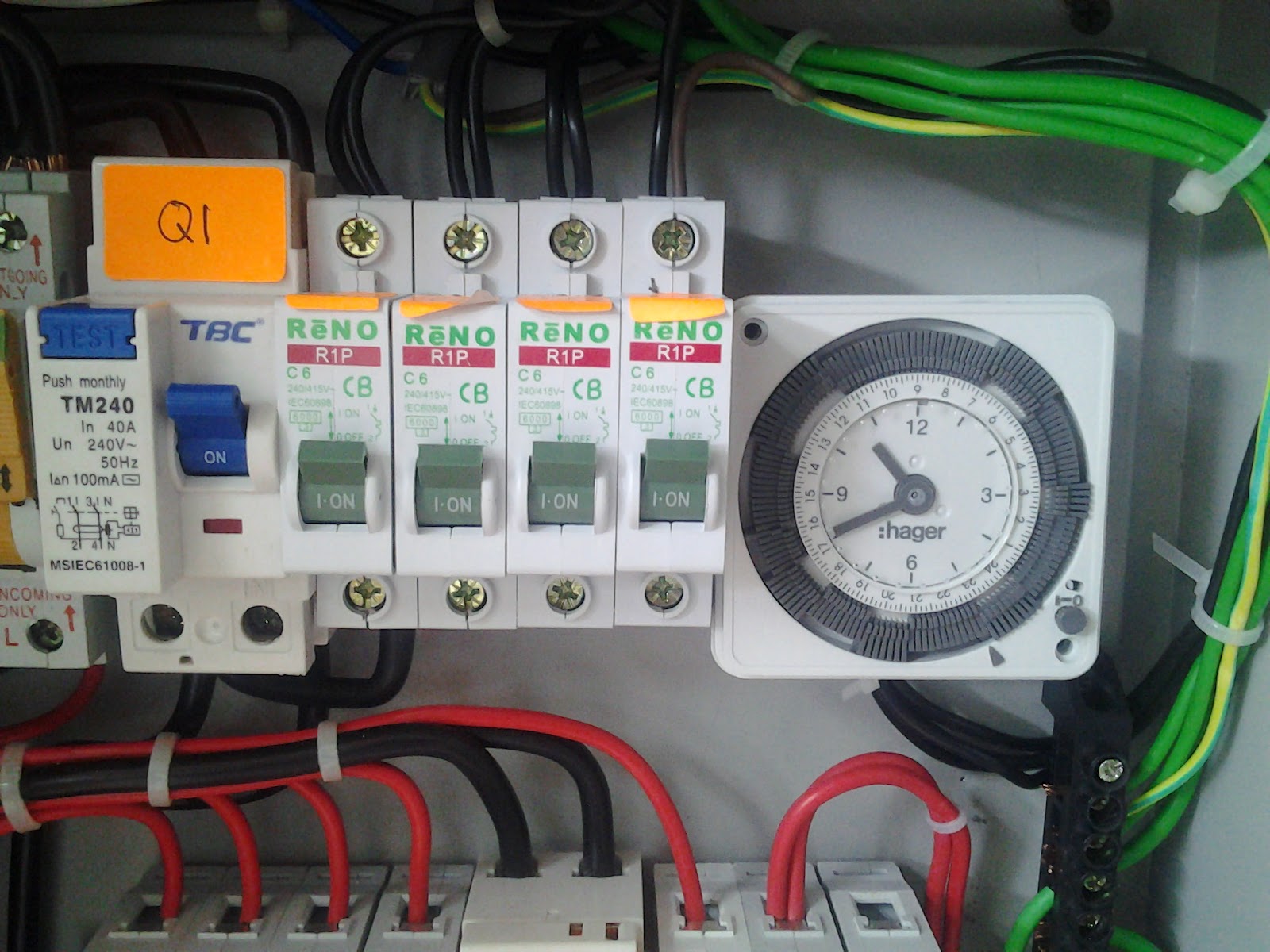 ELEKTRIK DUNIAKU PEMASANGAN TIMER