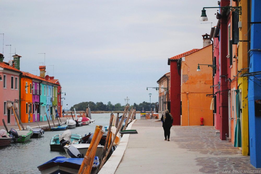 Burano - kolorowy zawrót głowy na Lagunie Weneckiej.