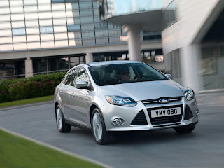 2012-Ford-Focus-05