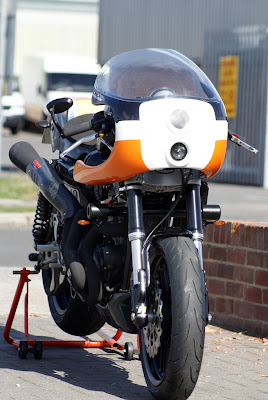 Modification Harley-Davidson XR1200 Café Racer