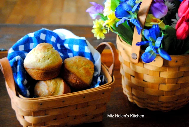 Corn Muffins de Provence at Miz Helen's Country Cottage