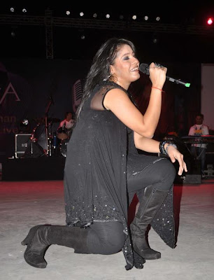 Sunidhi Chauhan Hot