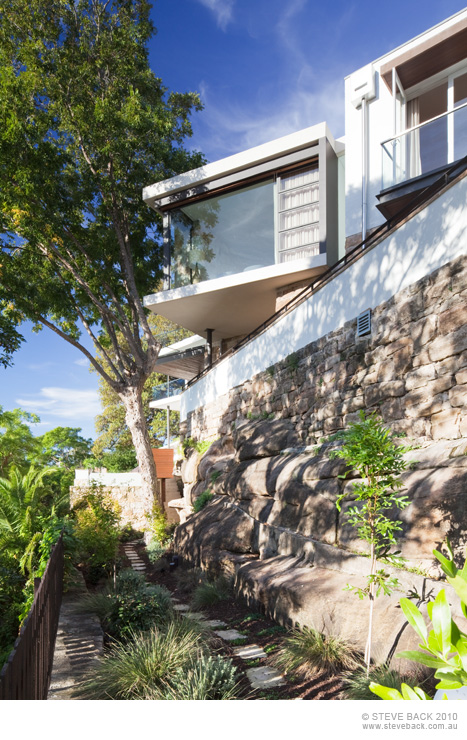 Backyard of the River House by MCK Architects