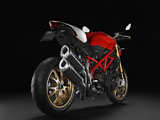 2011 Ducati Streetfighter S