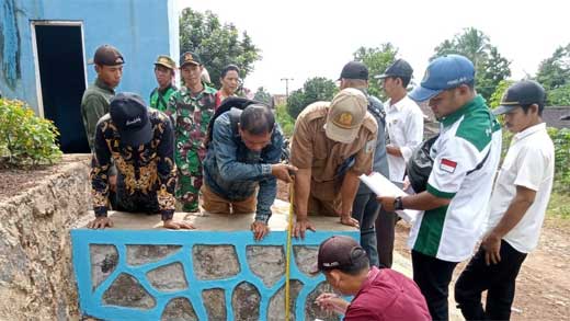 Tim Monev Kecamatan Banjit Kunjungi Kampung Bonglai