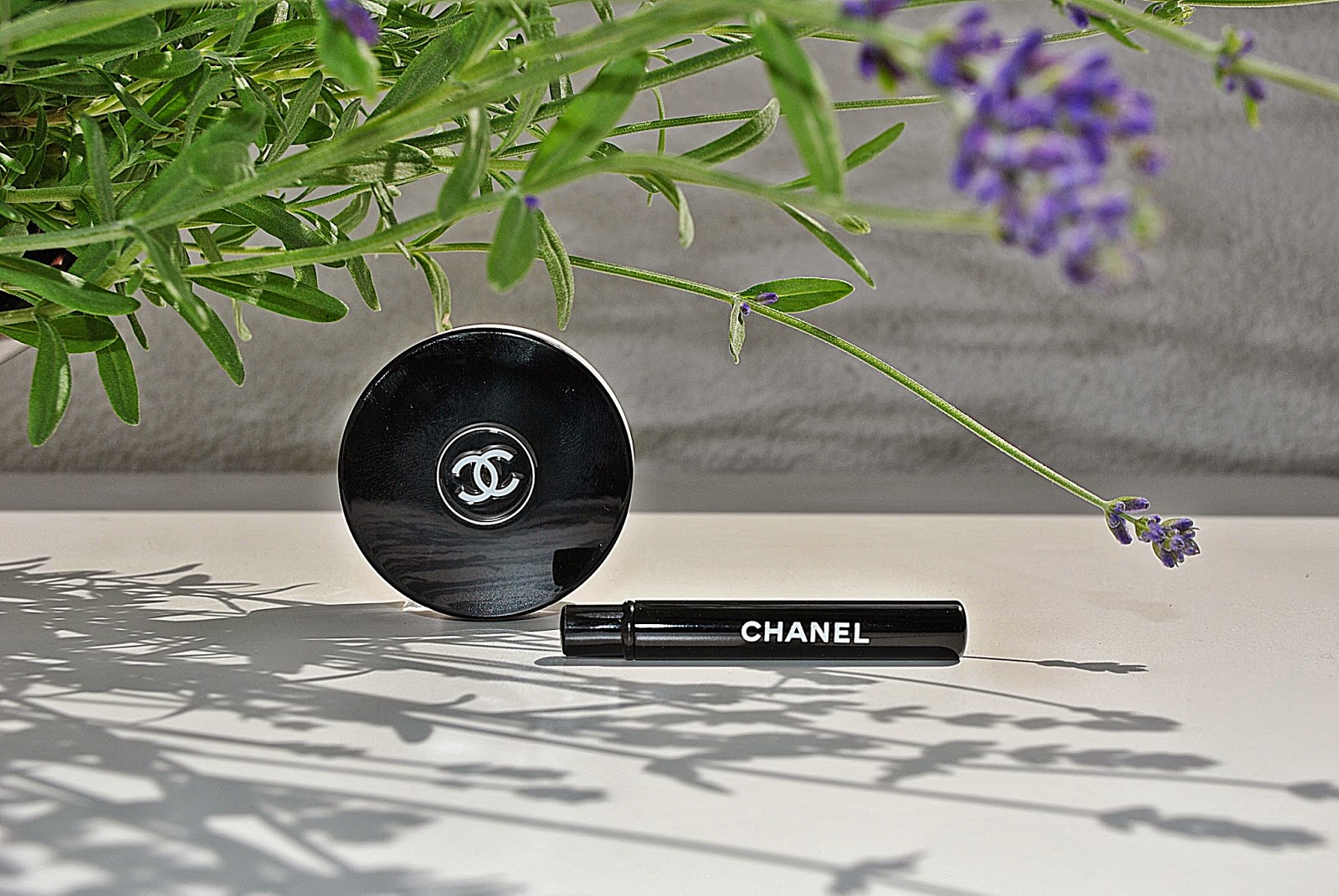 CHANEL ILLUSIONS D'OMBRE - 82 EMERVEILLE