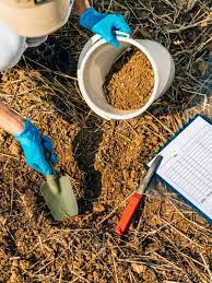 EarthOne present home soil testing process for you.Easy steps to Do-It-Yourself Soil tests.These tests will help determine your soil´s Properties.Vikram Beer Singh