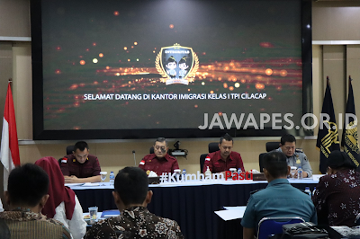 Perkuat  Sinergitas, Kantor Imigrasi Kelas I TPI Cilacap Gelar Rapat Koordinasi TIMPORA Tingkat Kecamatan