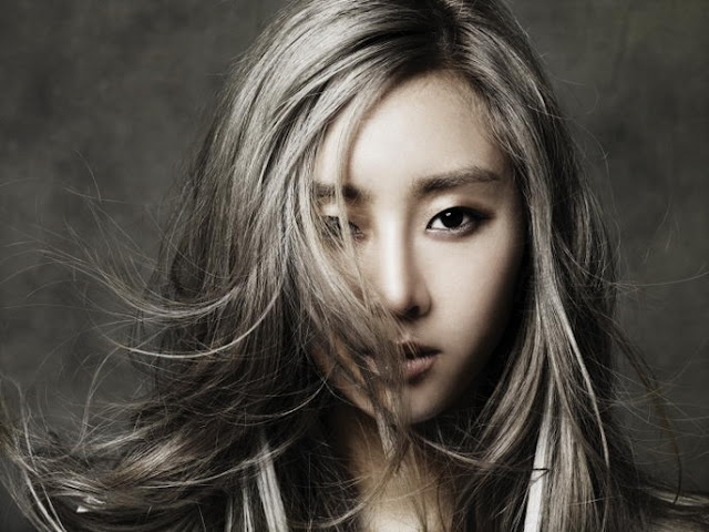 Singer G.NA Choi Ji-Na