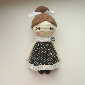 https://amigurumi.today/little-lady-doll-crochet-pattern/