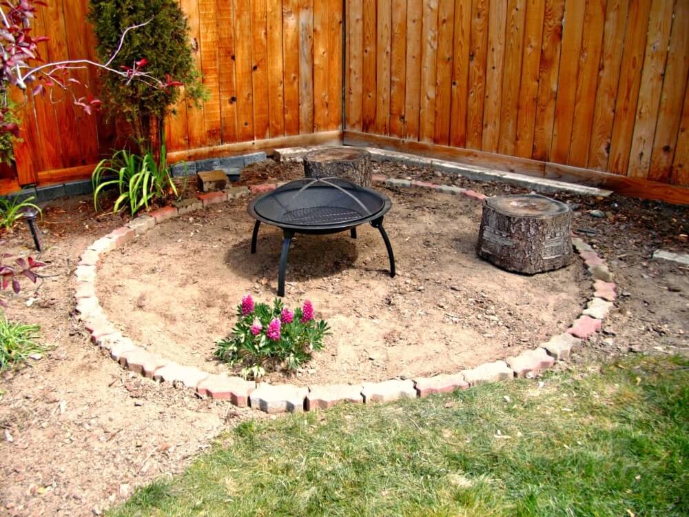 DIY Fire Pit Lounge Area