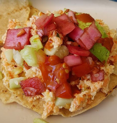 Tostada de ceviche Mariscos Villarreal Bucerias