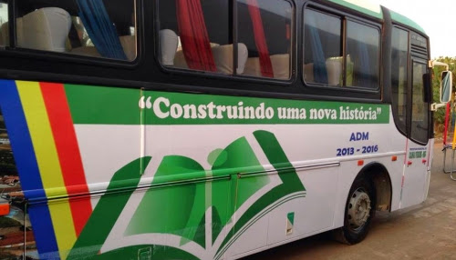 Atual administração adquire ônibus para transporte de estudantes da Cidade de Cana Verde-MG