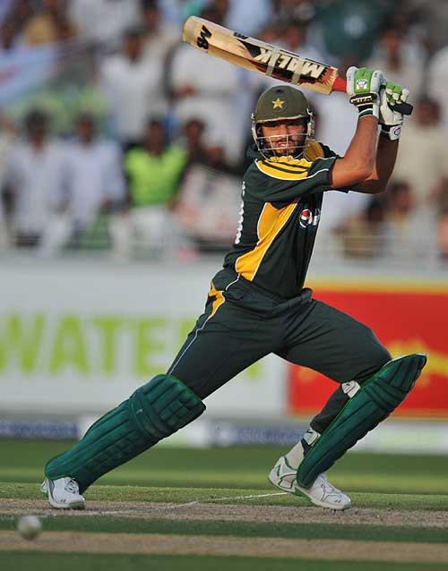 shahid afridi wallpapers. Shahid Afridi Wallpapers