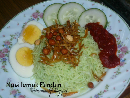 WATIERMANLIFE: Sarapan Orang MelayuNasi lemak Pandan 