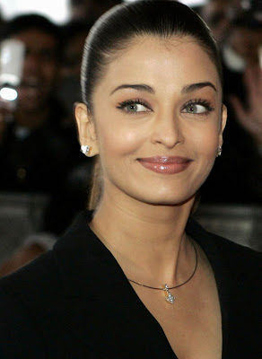 Aishwarya Rai Latest Hairstyles, Long Hairstyle 2011, Hairstyle 2011, New Long Hairstyle 2011, Celebrity Long Hairstyles 2363