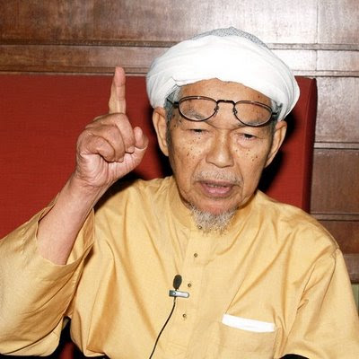 Tuan Guru Nik Aziz