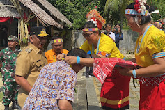 Uskup Keuskupan Padang,  Mgr Vitus Rubianto Solichin, S.X. Kunjungi Mentawai