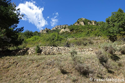 Ruta al poble abandonat de Peguera